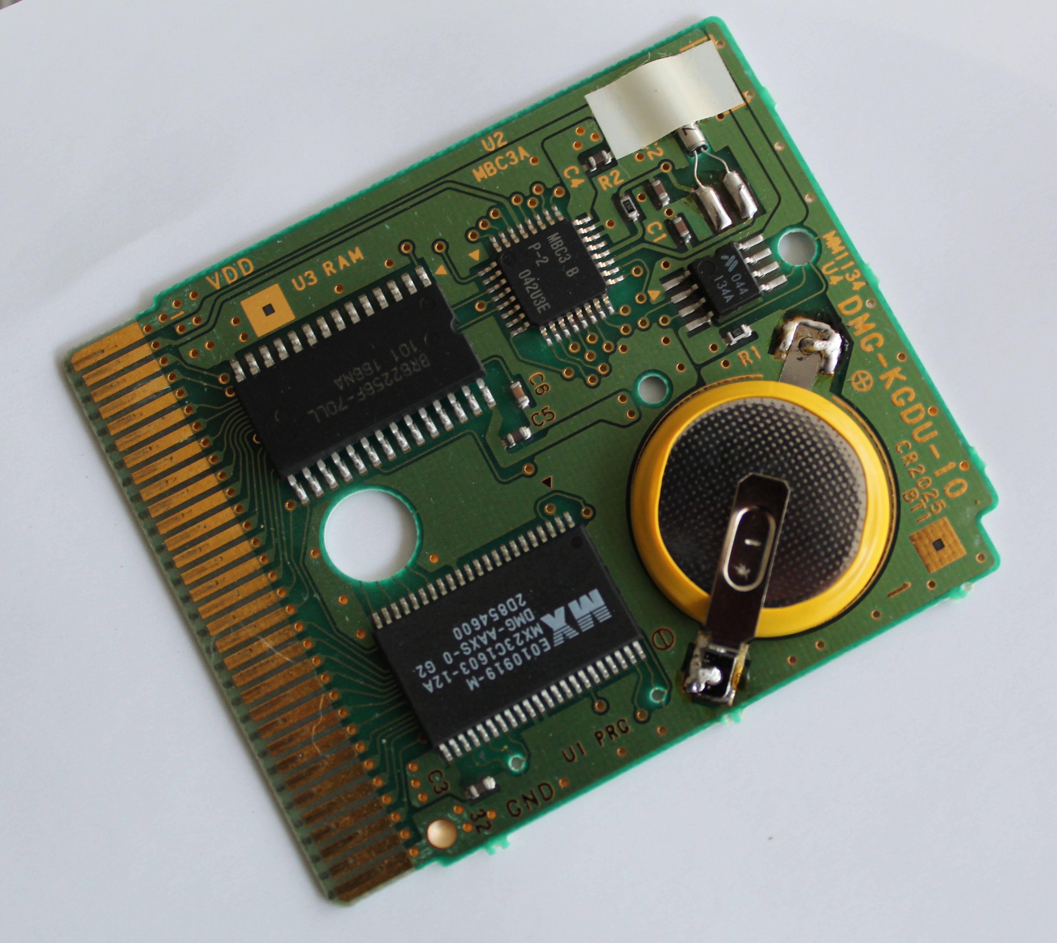 Tutoriel: changement de la pile de sauvegarde sur une cartouche GBA, GBC,  NES, SNES, Megadrive